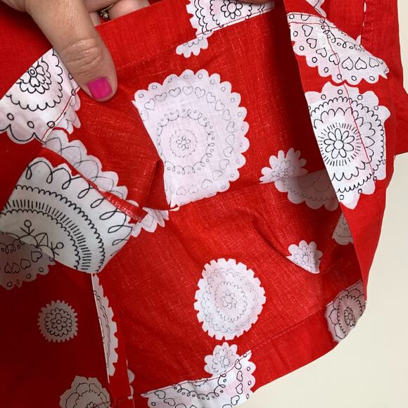 Jane Hunter red white dot black doodle heart design button up top Size MEDIUM - Picture 3 of 5